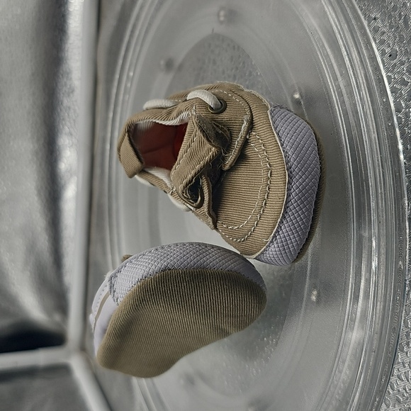 H Tan Good lookin Loafer Shoes For Your Boy Or Girl Sz 1 KoalaBaby - Picture 5 of 8